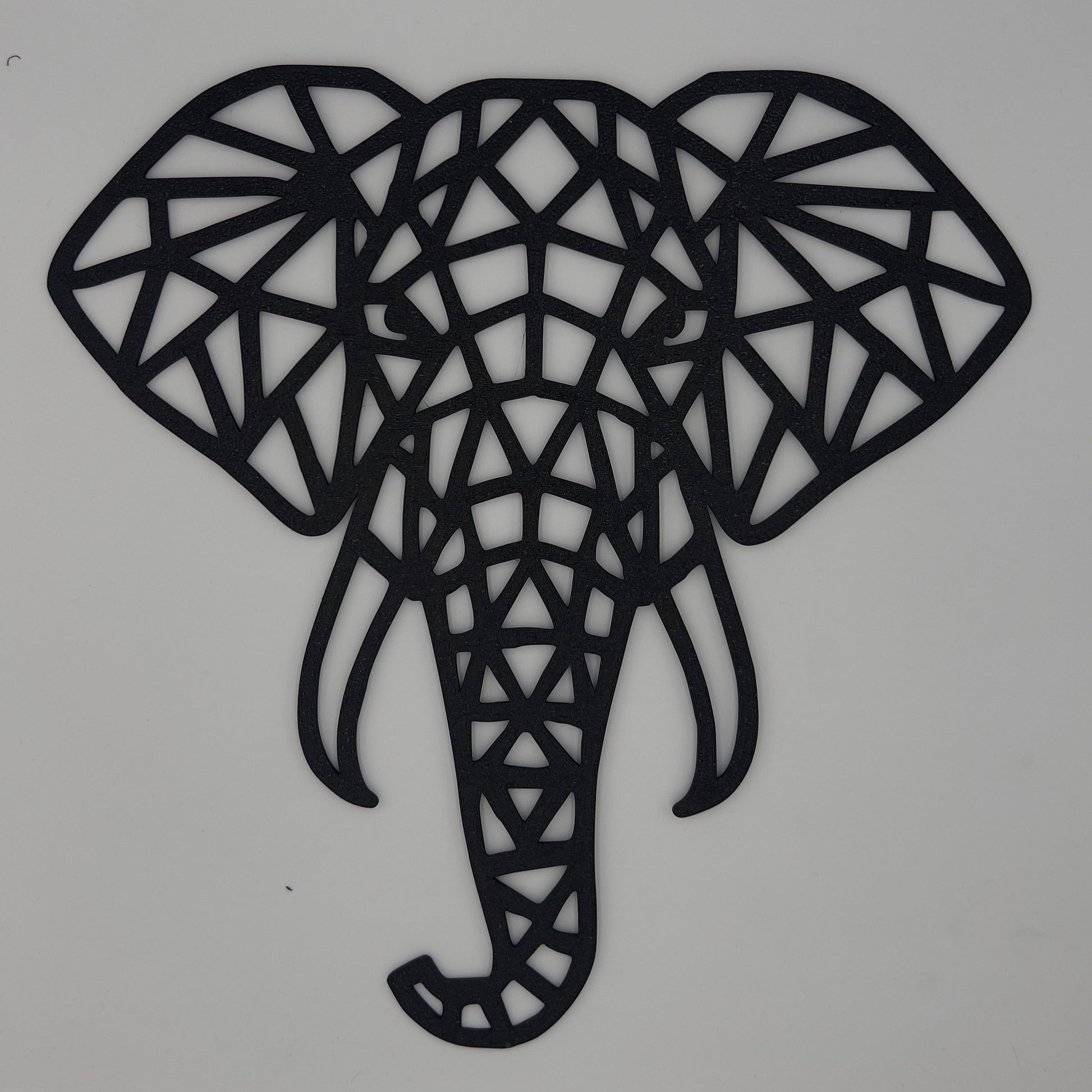 Geometryczny Słoń nowoczesna ozdoba ścienna w stylu minimalistycznym, wykonana z PLA, projekt CNC3DX.