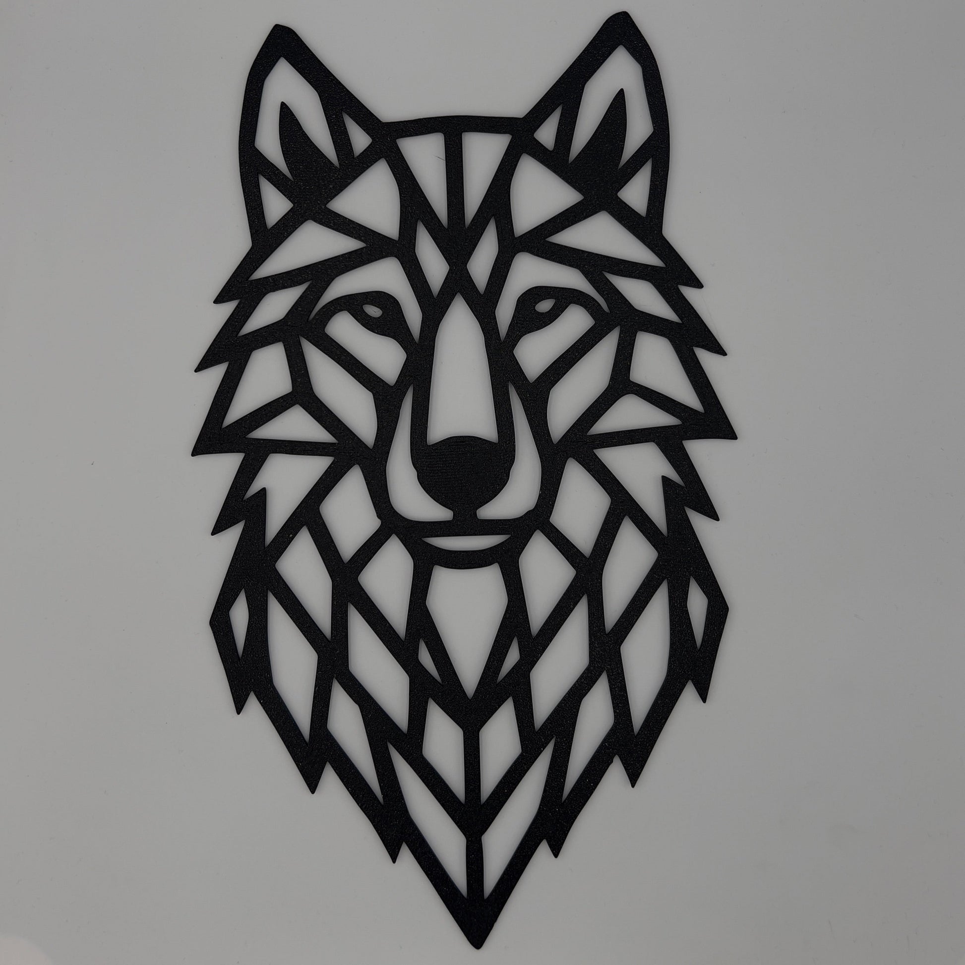 Geometryczny Wilk nowoczesna ozdoba ścienna w stylu minimalistycznym, wykonana z PLA, projekt CNC3DX.